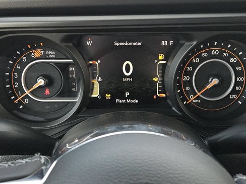 New 2026 Jeep Wrangler Unlimited Sahara AWD/4WD image 20