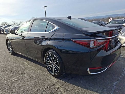 Certified 2024 Lexus ES 300h w/ Premium Package image 4