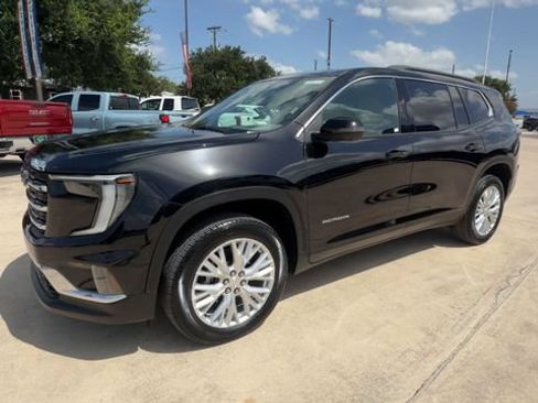 Certified 2026 GMC Acadia Elevation w/ Elevation Premium Package FWD image 4