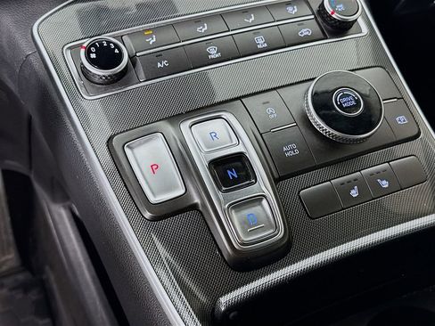 Used 2022 Hyundai Santa Fe SEL w/ Winter Weather Package FWD image 16