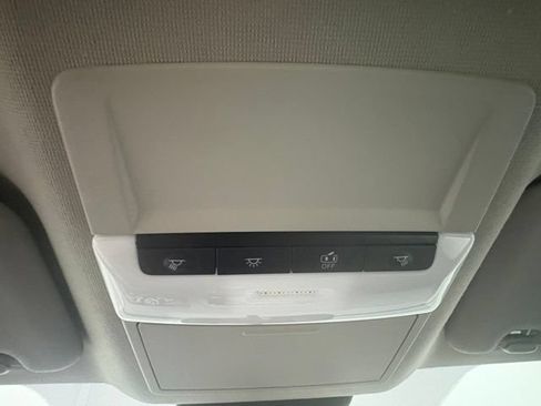 Used 2025 Nissan Sentra S FWD image 28