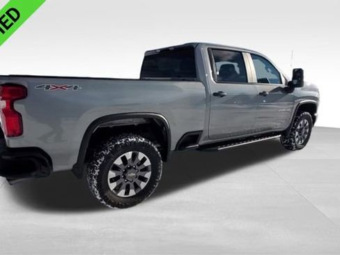 Used 2025 Chevrolet Silverado 2500 Custom w/ Custom Value Package image 9