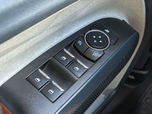 Used 2023 Ford Maverick XLT FWD image 22