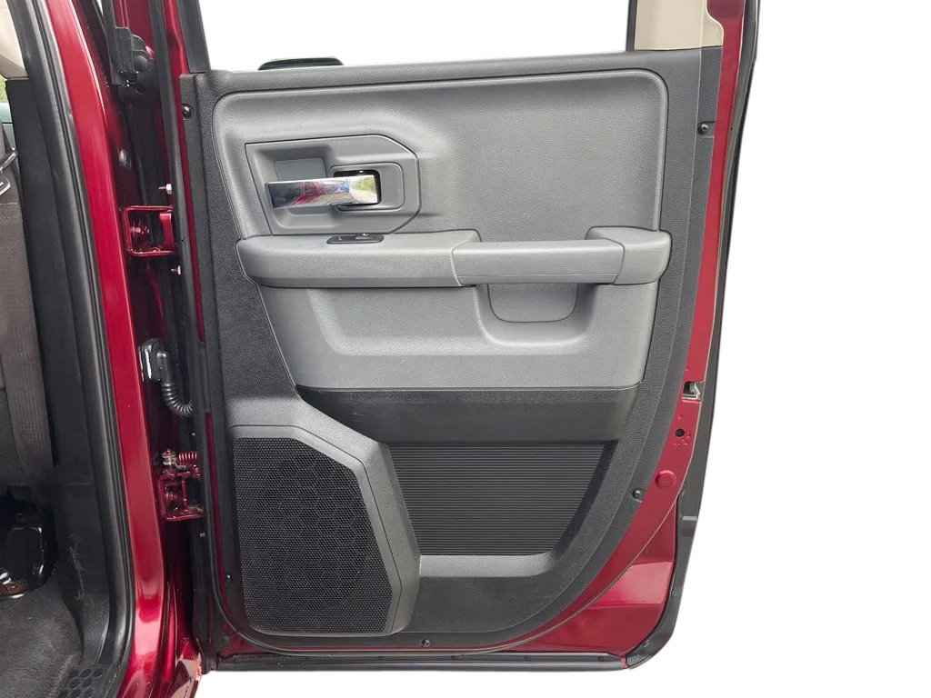 Used 2019 RAM 1500 Warlock AWD/4WD image 17