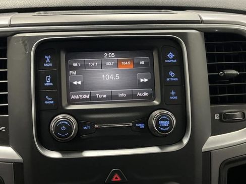 Used 2022 RAM 1500 Classic SLT image 16