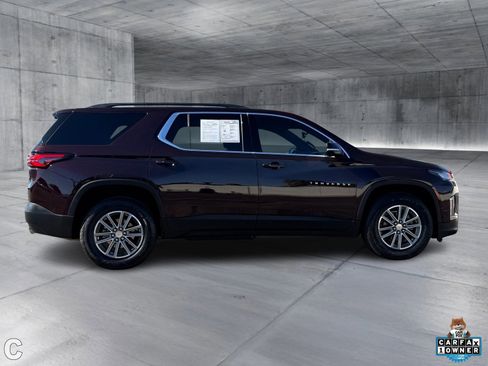 Used 2023 Chevrolet Traverse LT image 6