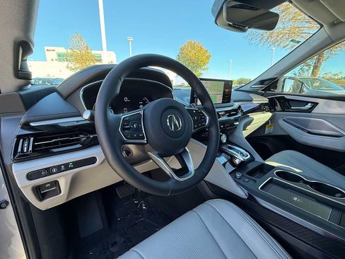 Certified 2026 Acura MDX SH-AWD w/ Technology Package image 2
