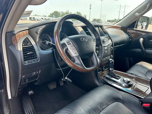 Used 2017 INFINITI QX80 4WD w/ Driver Assistance Package image 9