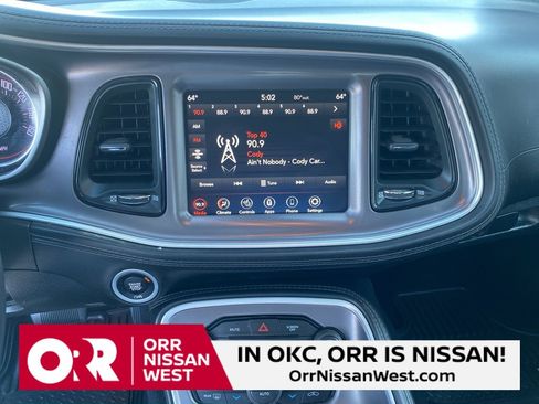 Used 2022 Dodge Challenger SXT w/ Plus Package image 23