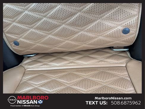 Used 2022 Cadillac Escalade Premium Luxury w/ Performance Package image 23