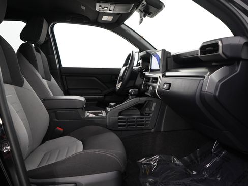 Used 2025 Toyota 4Runner TRD Sport image 12