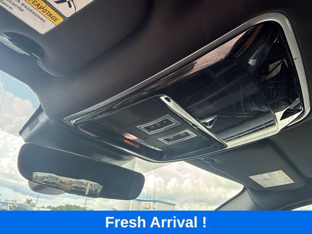 Used 2020 Land Rover Range Rover Velar R-Dynamic S AWD/4WD image 9