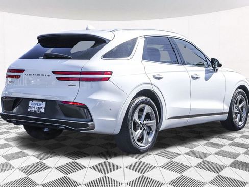 Used 2026 Genesis GV70 2.5T Advanced image 18