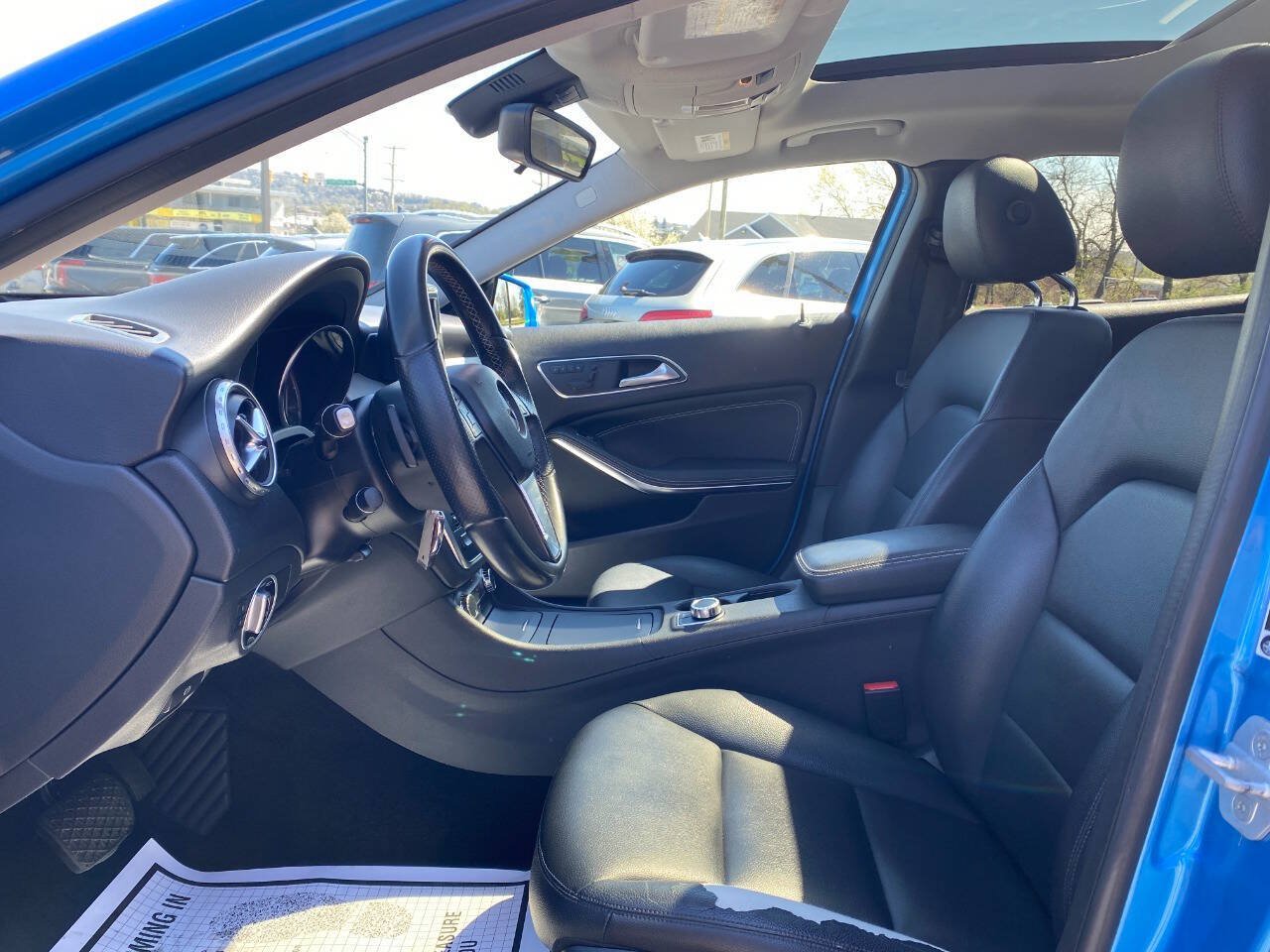 Used 2015 Mercedes-Benz GLA 250 4MATIC image 9