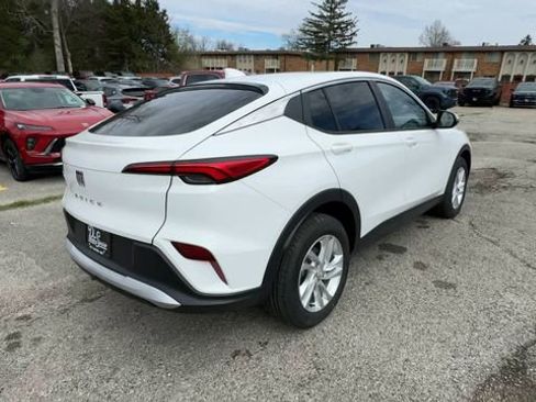 New 2026 Buick Envista Preferred image 8