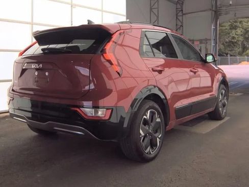 Used 2023 Kia Niro Wind FWD image 3