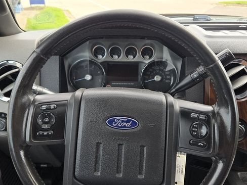 Used 2012 Ford F250 Lariat w/ Lariat Ultimate Pkg AWD/4WD image 32