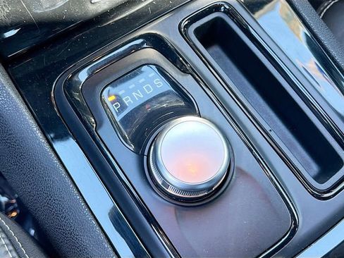 Used 2023 Chrysler 300 S image 23