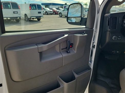 Certified 2024 GMC Savana 2500 w/ Driver Convenience Package image 18