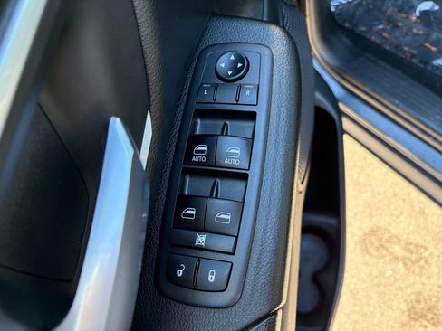 Used 2019 RAM 1500 Big Horn AWD/4WD image 17