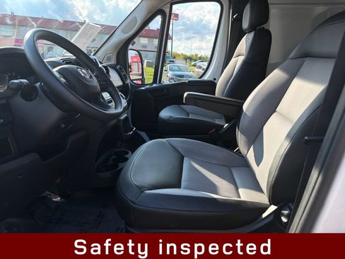 Used 2026 RAM ProMaster 2500 w/ Convenience Group FWD image 11