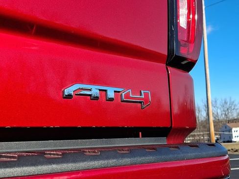 Used 2023 GMC Sierra 1500 AT4 w/ AT4 Premium Package AWD/4WD image 30