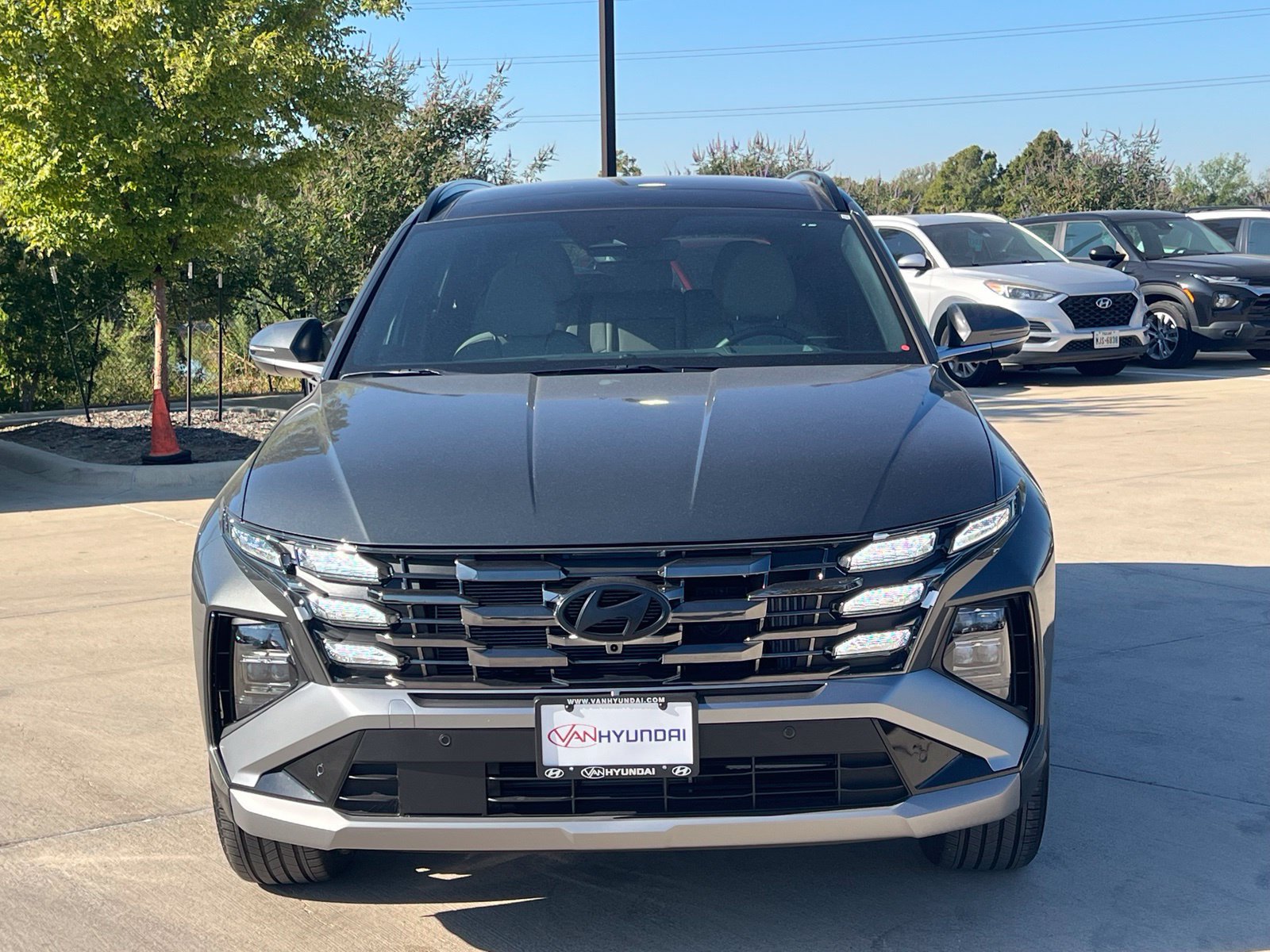 New 2026 Hyundai Tucson Limited w/ Tow & Go Package AWD/4WD image 2