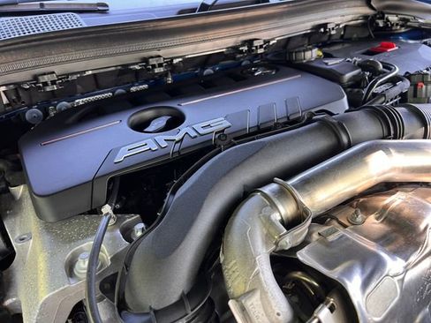 Used 2025 Mercedes-Benz GLA 35 AMG 4MATIC image 35