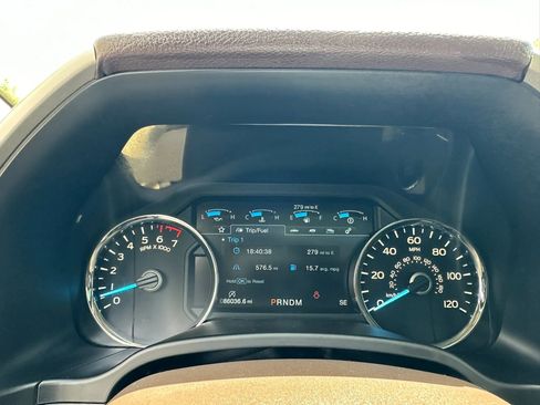 Used 2018 Ford F150 Lariat w/ Equipment Group 502A Luxury AWD/4WD image 21