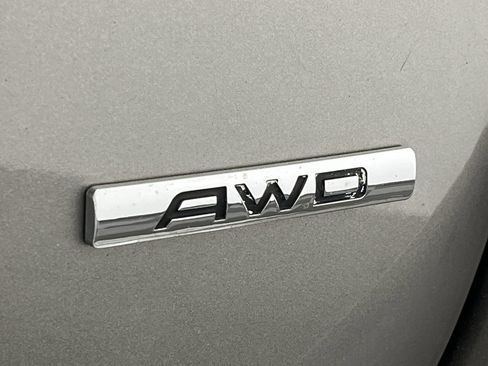 Used 2012 Hyundai Santa Fe GLS AWD/4WD image 22