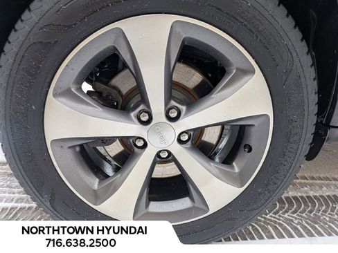 Used 2021 Jeep Cherokee Limited image 49