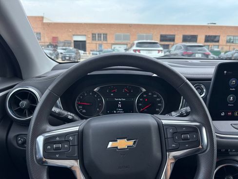 Used 2025 Chevrolet Blazer LT FWD image 35
