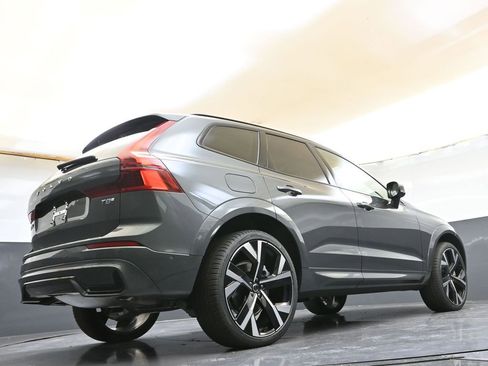 New 2026 Volvo XC60 T8 Ultra image 40