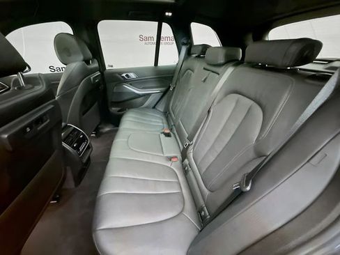 Used 2021 BMW X5 xDrive40i w/ M Sport Package image 25