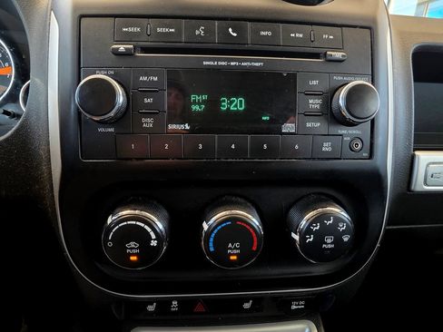 Used 2017 Jeep Compass Latitude AWD/4WD image 20