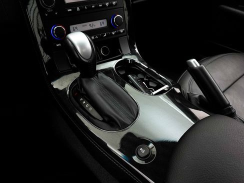 Used 2012 Chevrolet Corvette Grand Sport RWD image 22
