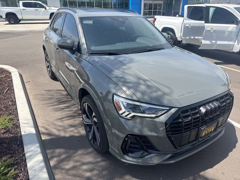 Used 2023 Audi Q3 2.0T Premium Plus w/ Premium Plus Package AWD/4WD image 9