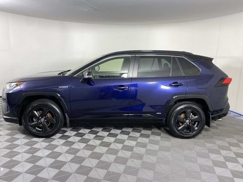 Used 2020 Toyota RAV4 XSE w/ All Weather Liner Package AWD/4WD image 5