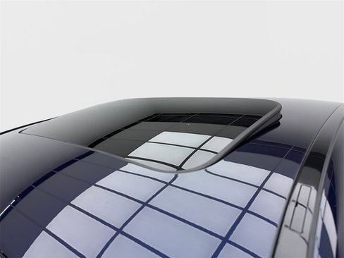 Used 2022 Mercedes-Benz E 350 Sedan w/ AMG Line Exterior image 12