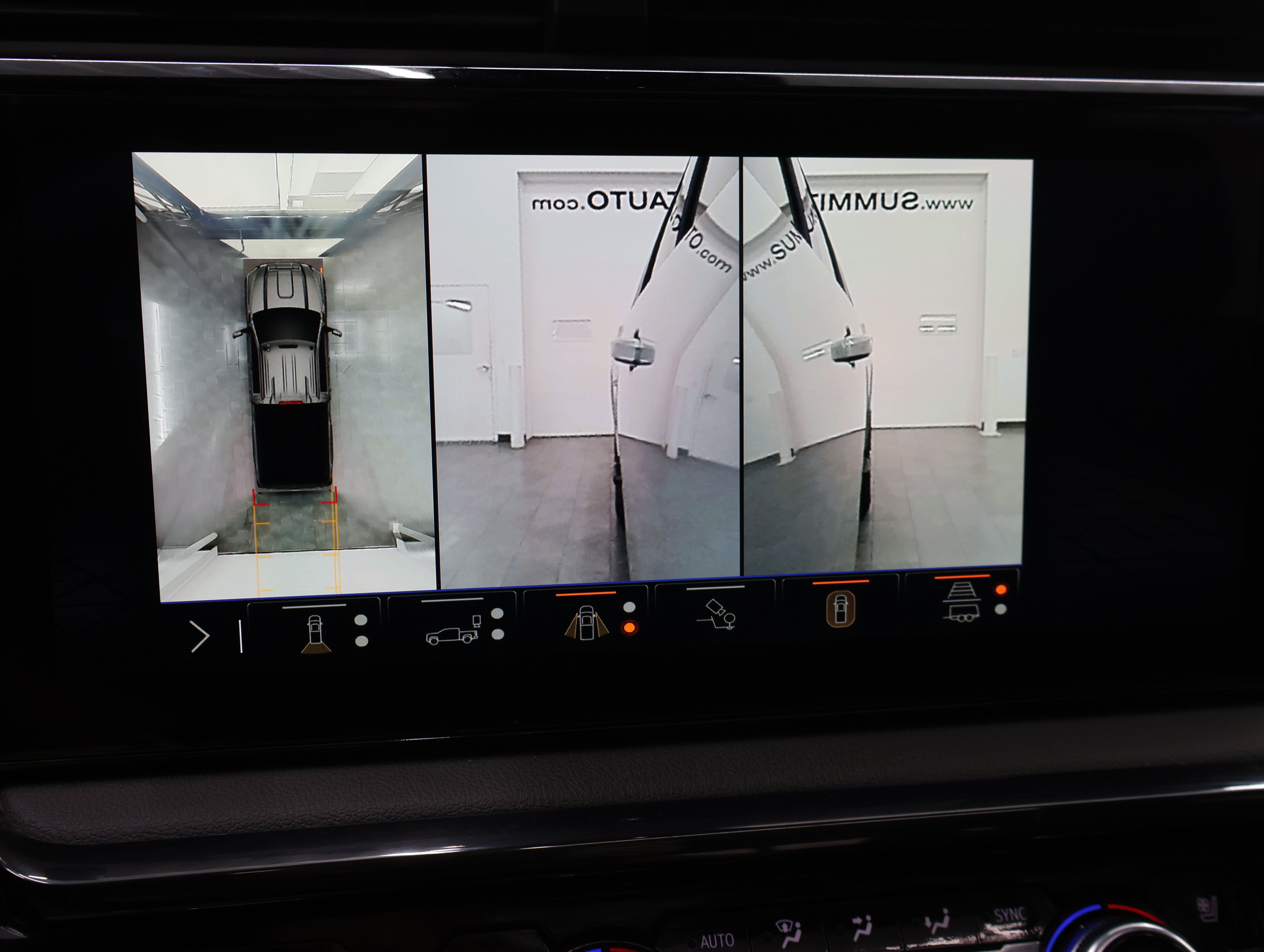 Used 2025 GMC Sierra 2500 AT4 w/ AT4 Premium Plus Package AWD/4WD image 20