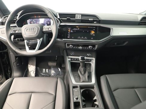 New 2025 Audi Q3 2.0T Premium image 18