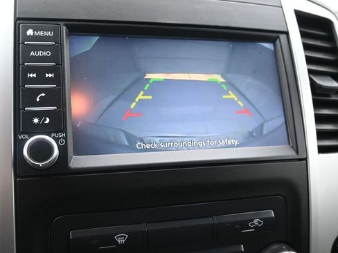 Used 2019 Nissan Frontier SV image 12