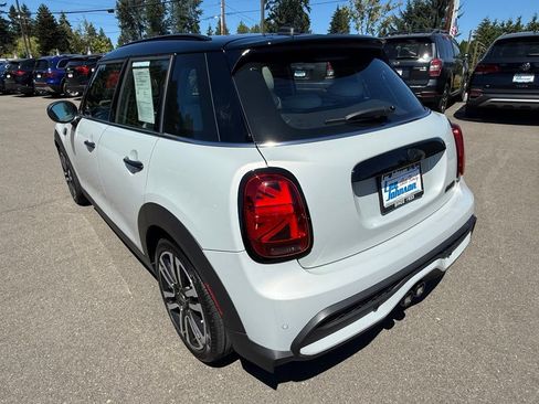 Used 2023 MINI Cooper S FWD image 3