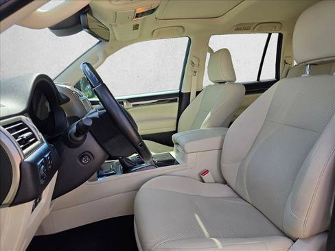 Used 2021 Lexus GX 460 Premium w/ Premium Package AWD/4WD image 17