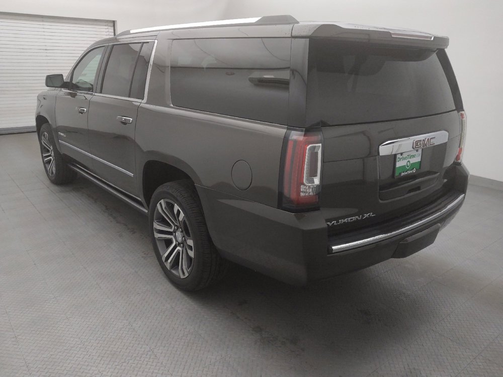 Used 2019 GMC Yukon XL Denali w/ Denali Ultimate Package RWD image 5