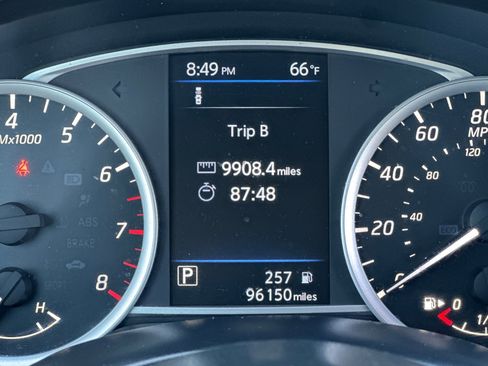 Used 2019 Nissan Sentra SV FWD image 24