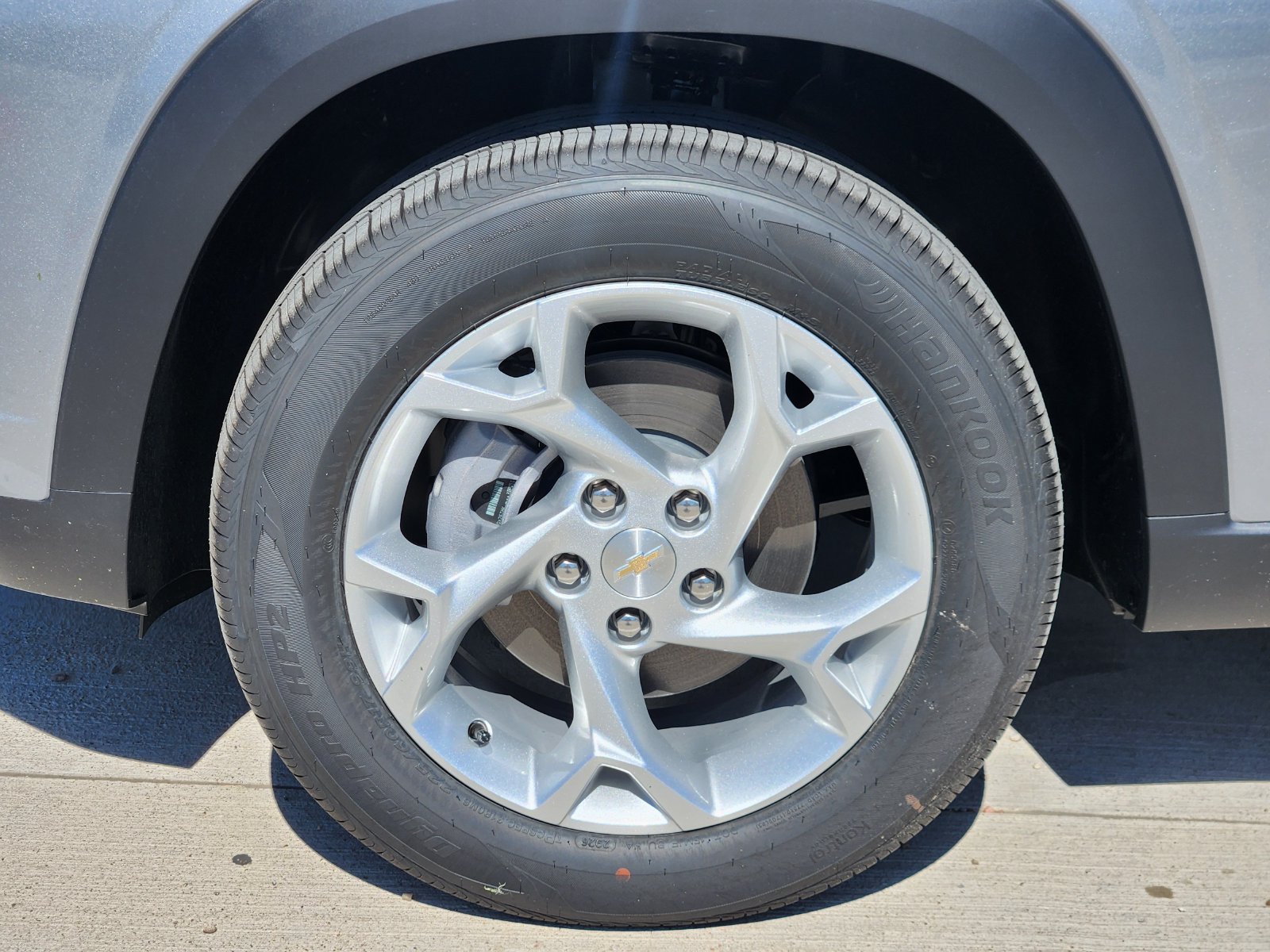 New 2026 Chevrolet Trax LS w/ LS Convenience Package FWD image 11