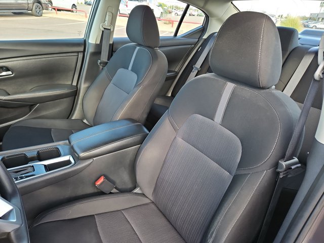 Used 2025 Nissan Sentra SV FWD image 12