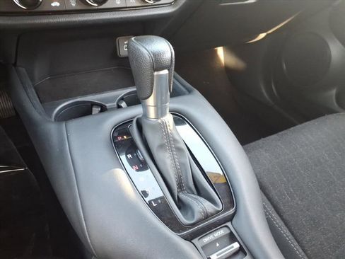 Used 2023 Honda HR-V LX image 16