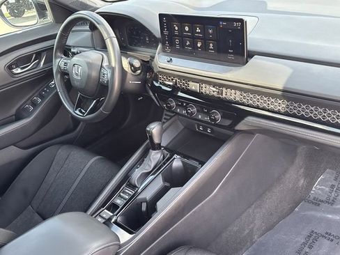 Used 2024 Honda Accord Sport image 29